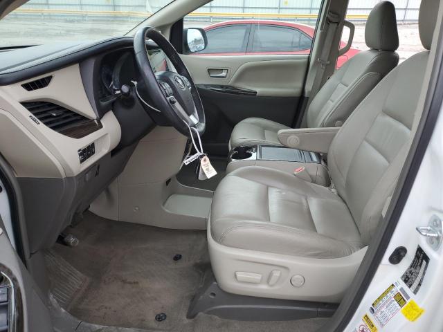 Photo 7 from auction – 2017 TOYOTA SIENNA XLE with VIN 5TDYZ3DC5HS771948