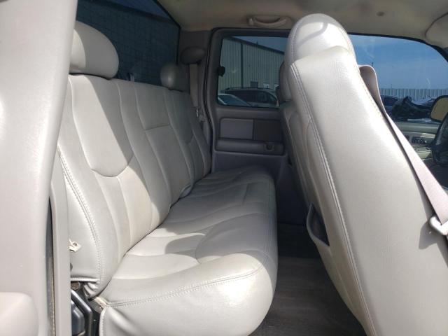 Photo 10 from auction – 2004 CHEVROLET SILVERADO with VIN 1GCEK19TX4Z143672