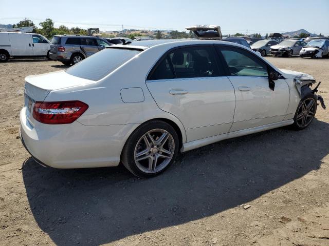 Photo 3 from auction – 2011 MERCEDES-BENZ E 350 with VIN WDDHF5GB3BA471441