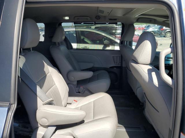 Photo 11 from auction – 2017 TOYOTA SIENNA XLE with VIN 5TDDZ3DC5HS184969