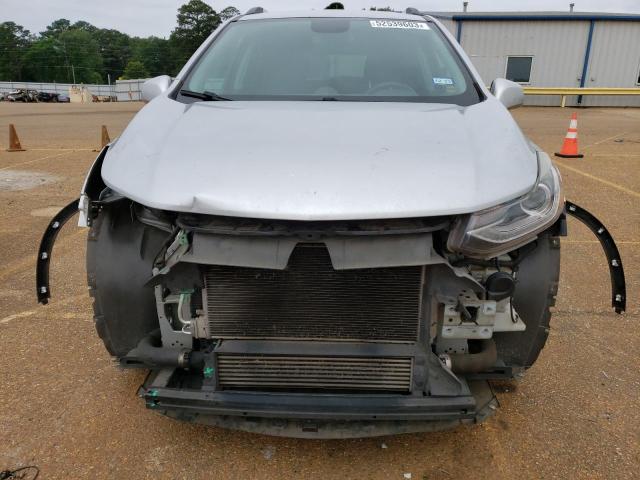 Photo 5 from auction – 2017 CHEVROLET TRAX 1LT with VIN 3GNCJLSB8HL142094