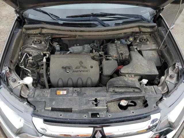Photo 12 from auction – 2018 MITSUBISHI OUTLANDER with VIN JA4AD2A32JZ015331