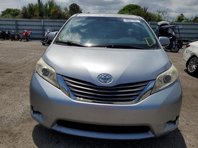 Photo 5 from auction – 2011 TOYOTA SIENNA XLE with VIN 5TDYK3DC2BS157712