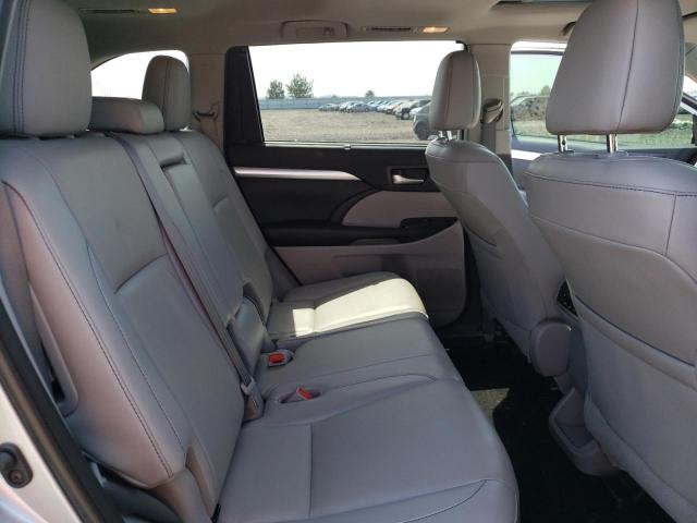 Photo 11 from auction – 2019 TOYOTA HIGHLANDER with VIN 5TDJZRFH6KS715604