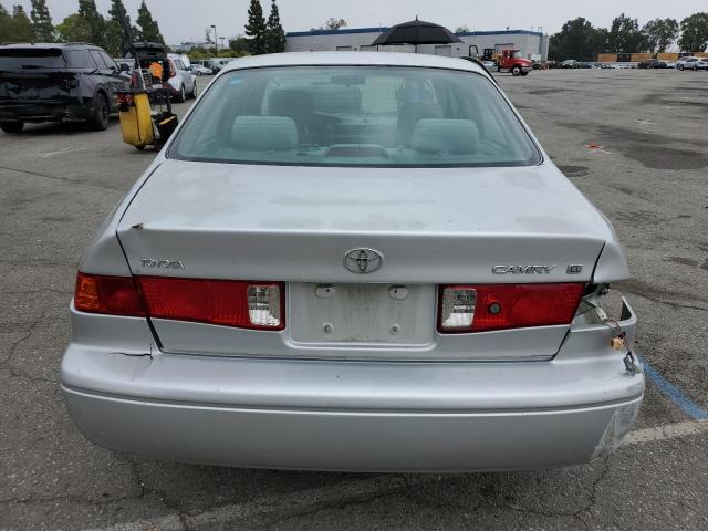 Photo 6 from auction – 2000 TOYOTA CAMRY CE with VIN JT2BG22K5Y0502053