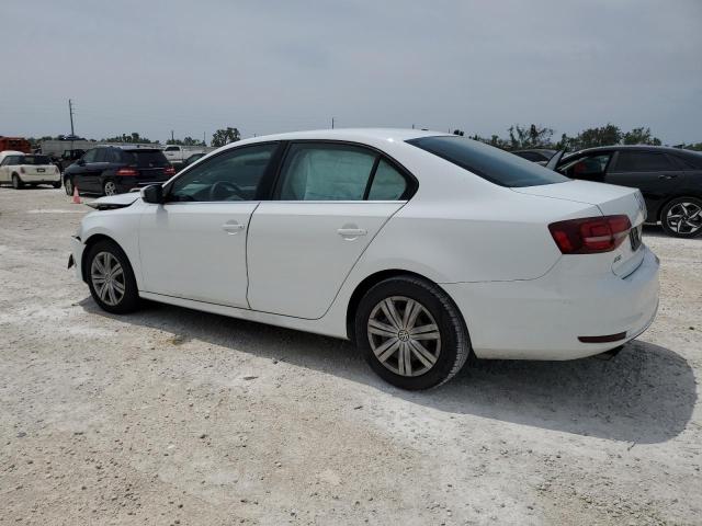 Photo 2 from auction – 2017 VOLKSWAGEN JETTA S with VIN 3VW2B7AJ2HM384579
