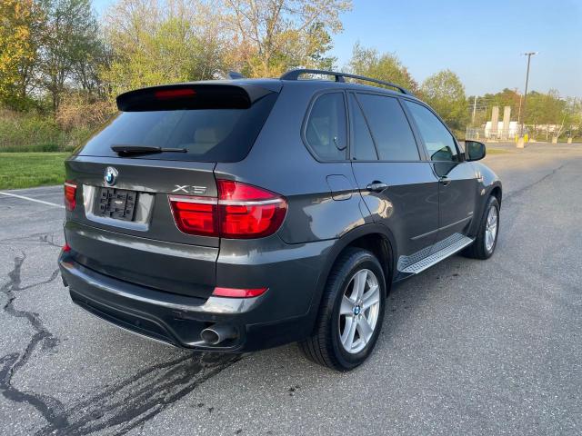 Photo 4 from auction – 2012 BMW X5 XDRIVE3 with VIN 5UXZW0C55C0B90137