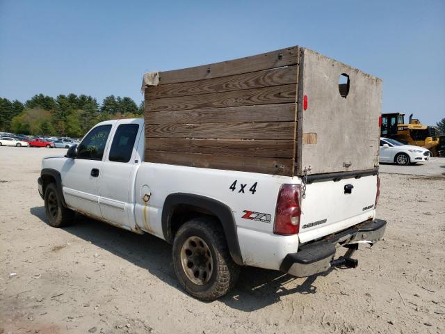 Photo 2 from auction – 2003 CHEVROLET SILVERADO with VIN 2GCEK19V131112318