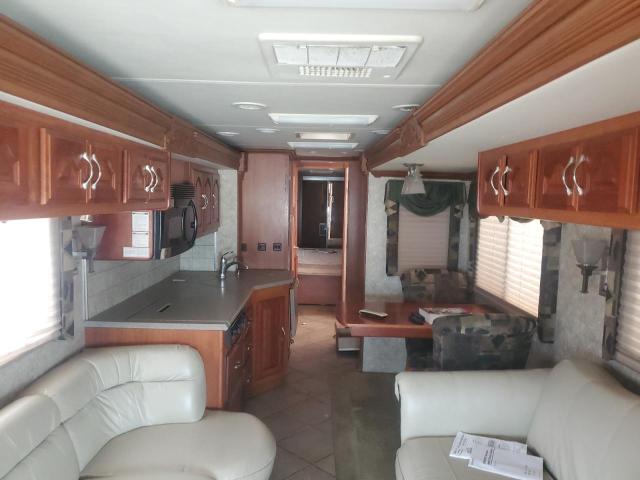 Photo 6 from auction – 2005 FREIGHTLINER CHASSIS X with VIN 4UZAAHBS75CU38935