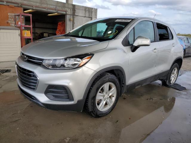 CHEVROLET TRAX LS 2022 with VIN KL7CJNSM6NB510059 - Photo from auction
