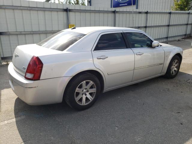 Photo 3 from auction – 2005 CHRYSLER 300 TOURIN with VIN 2C3JA53G55H581445