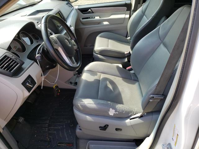 Photo 7 from auction – 2011 VOLKSWAGEN ROUTAN SE with VIN 2V4RW3DG5BR717751