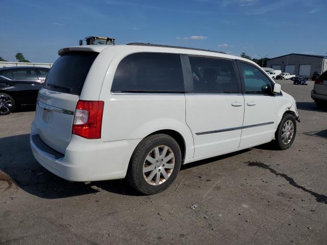 Photo 3 from auction – 2016 CHRYSLER TOWN & COU with VIN 2C4RC1BG9GR255289