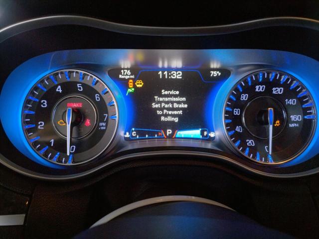 Photo 9 from auction – 2015 CHRYSLER 300C with VIN 2C3CCAET4FH786889