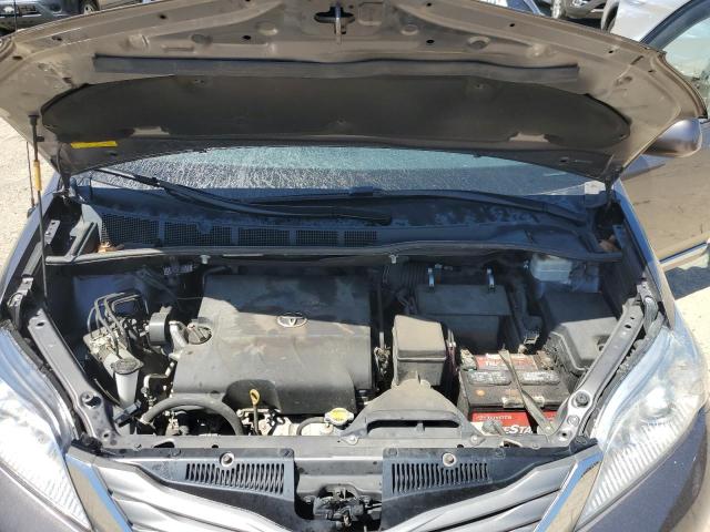 Photo 11 from auction – 2013 TOYOTA SIENNA XLE with VIN 5TDYK3DC0DS327391