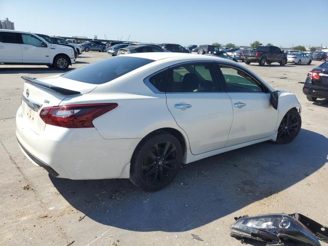 Photo 3 from auction – 2017 NISSAN ALTIMA 2.5 with VIN 1N4AL3AP8HC257982