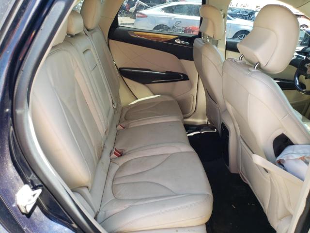Photo 11 from auction – 2016 LINCOLN MKC SELECT with VIN 5LMCJ2C92GUJ21141