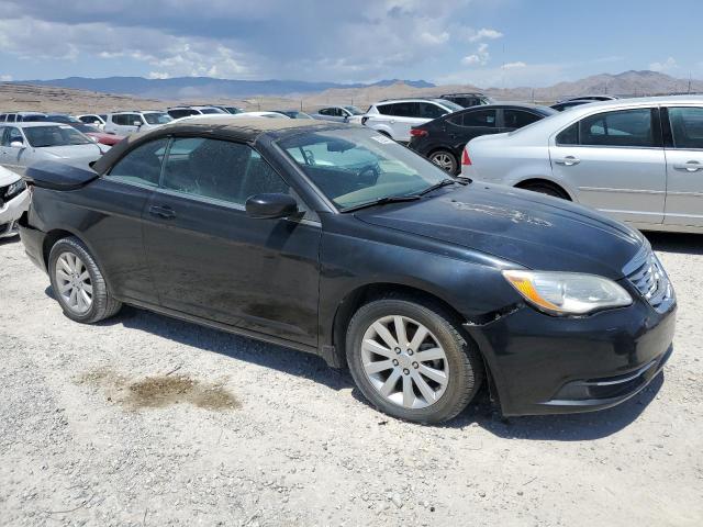 Photo 4 from auction – 2013 CHRYSLER 200 TOURIN with VIN 1C3BCBEBXDN526672
