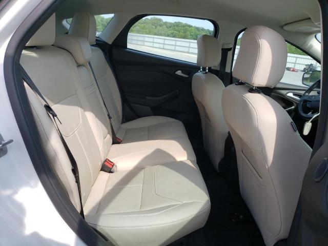 Photo 10 from auction – 2016 FORD FOCUS TITA with VIN 1FADP3N23GL332683