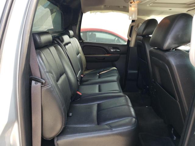 Photo 10 from auction – 2013 CHEVROLET AVALANCHE with VIN 3GNTKFE78DG262714