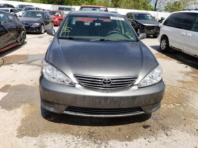 Photo 5 from auction – 2005 TOYOTA CAMRY LE with VIN 4T1BE32K55U614550