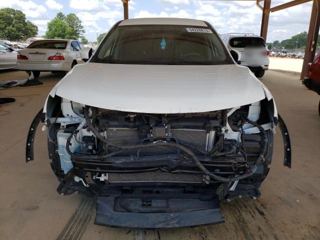 Photo 5 from auction – 2017 NISSAN ROGUE S with VIN KNMAT2MT1HP598680