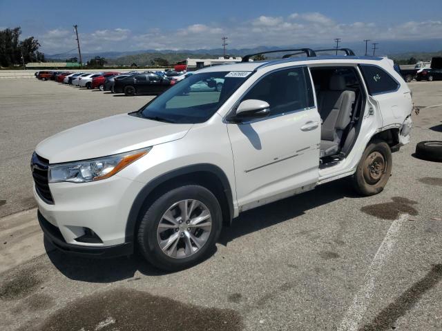 TOYOTA HIGHLANDER 2014 with VIN 5TDJKRFH2ES031318 - Photo from auction