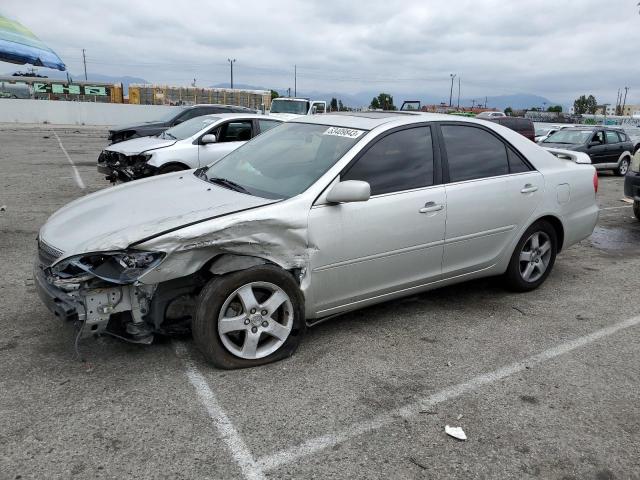 TOYOTA CAMRY 2003 z numerem VIN 4T1BF32K33U563236 - Zdjęcie z aukcji