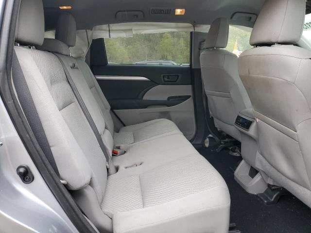 Photo 11 from auction – 2015 TOYOTA HIGHLANDER with VIN 5TDBKRFH4FS143057
