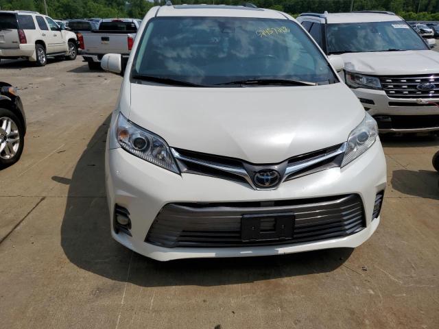 Photo 5 from auction – 2018 TOYOTA SIENNA XLE with VIN 5TDYZ3DC2JS956447