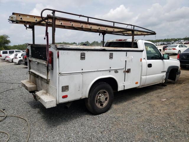Photo 3 from auction – 2005 CHEVROLET SILVERADO with VIN 1GBHC24UX5E151428