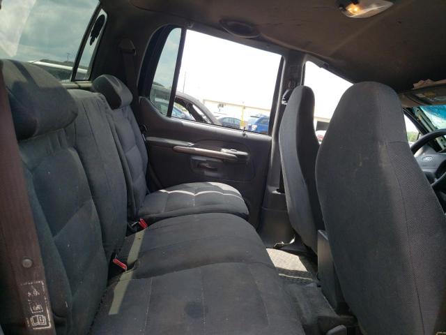 Photo 10 from auction – 2001 FORD EXPLORER S with VIN 1FMZU77E61UA53815