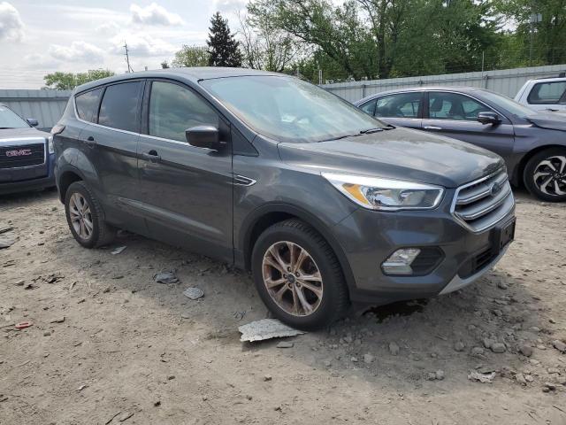 Photo 4 from auction – 2017 FORD ESCAPE SE with VIN 1FMCU9GDXHUC04352