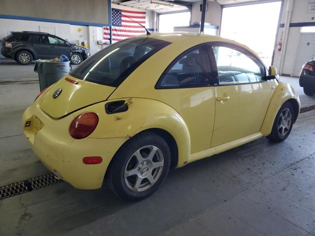Photo 3 from auction – 2000 VOLKSWAGEN NEW BEETLE with VIN 3VWCA21C5YM498491