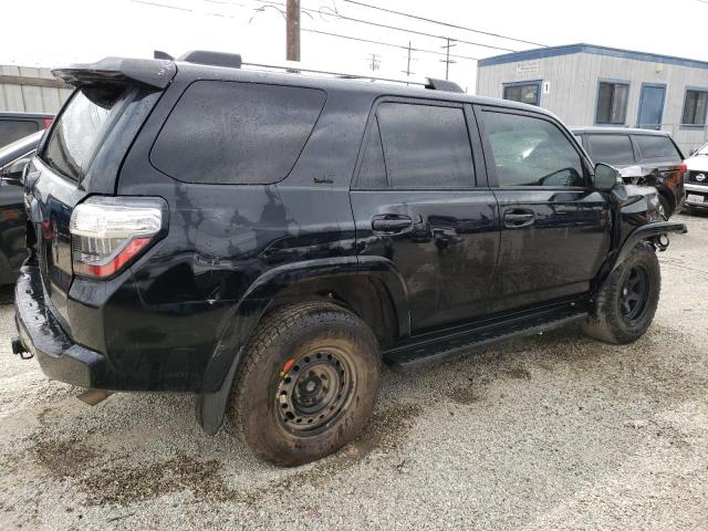 Photo 3 from auction – 2022 TOYOTA 4RUNNER SR with VIN JTENU5JRXN6035133