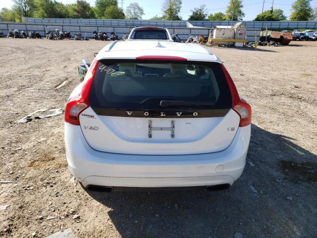 Photo 6 from auction – 2015 VOLVO V60 PREMIE with VIN YV140MEB1F1207786