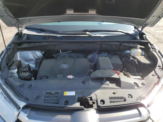 Photo 12 from auction – 2019 TOYOTA HIGHLANDER with VIN 5TDBZRFH0KS729888