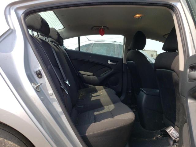 Photo 10 from auction – 2018 KIA FORTE LX with VIN 3KPFK4A72JE193798