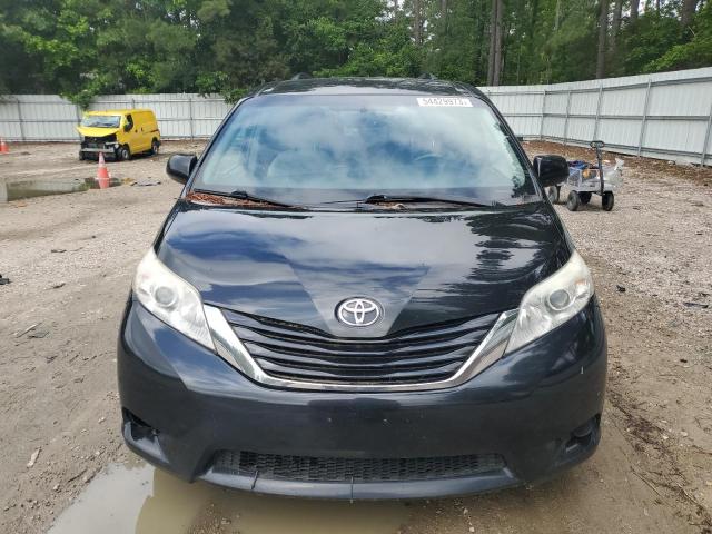 Photo 5 from auction – 2017 TOYOTA SIENNA LE with VIN 5TDKZ3DCXHS845953