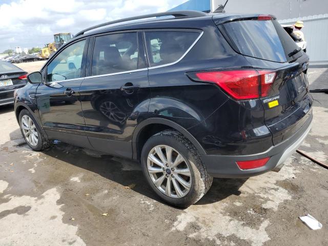 Photo 2 from auction – 2019 FORD ESCAPE SEL with VIN 1FMCU0HD3KUA75081