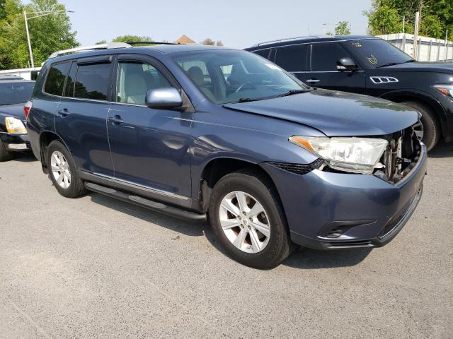 Photo 4 from auction – 2013 TOYOTA HIGHLANDER with VIN 5TDBK3EH5DS210132