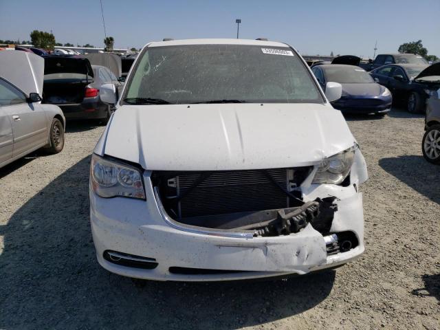 Photo 5 from auction – 2015 CHRYSLER TOWN & COU with VIN 2C4RC1BGXFR522602