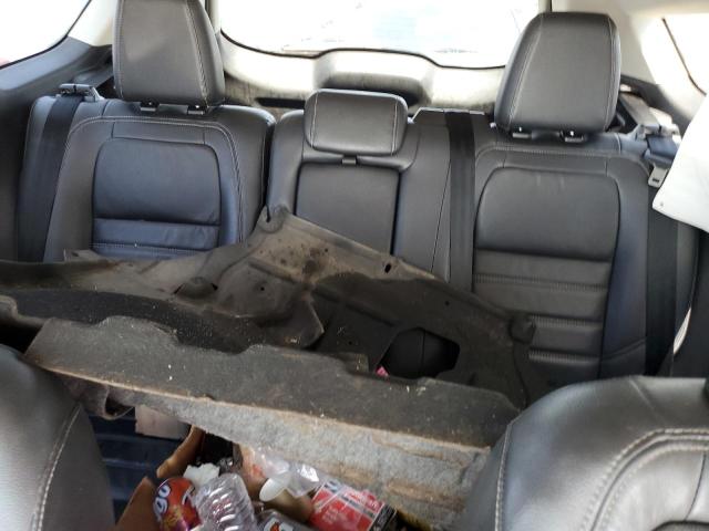 Photo 10 from auction – 2018 FORD ESCAPE SEL with VIN 1FMCU0HD4JUC03763