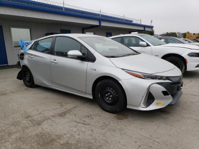 Photo 4 from auction – 2022 TOYOTA PRIUS PRIM with VIN JTDKAMFPXN3201766