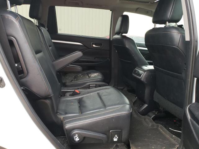 Photo 11 from auction – 2019 TOYOTA HIGHLANDER with VIN 5TDKZRFH3KS557839