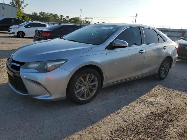 TOYOTA CAMRY LE 2015 with VIN 4T1BF1FKXFU877792 - Photo from auction