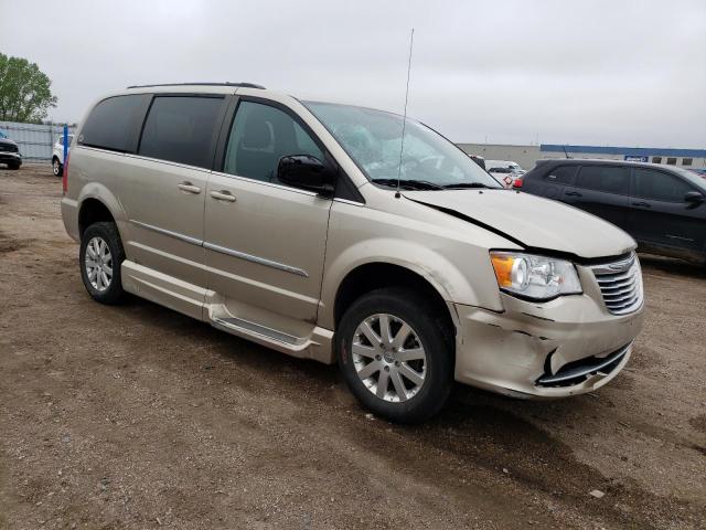 Photo 4 from auction – 2016 CHRYSLER TOWN & COU with VIN 2C4RC1BG5GR142147
