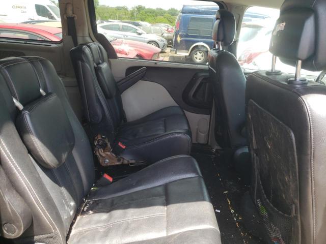 Photo 11 from auction – 2014 CHRYSLER TOWN AND C with VIN 2C4RC1BG5ER304467