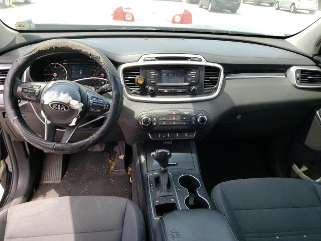 Photo 8 from auction – 2016 KIA SORENTO LX with VIN 5XYPG4A32GG077435