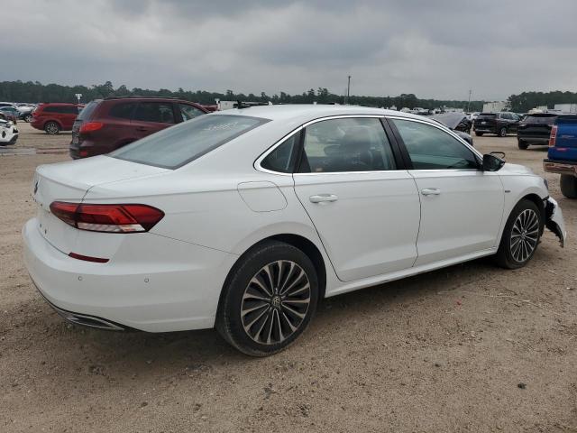 Photo 3 from auction – 2022 VOLKSWAGEN PASSAT LIM with VIN 1VWBA7A35NC006807